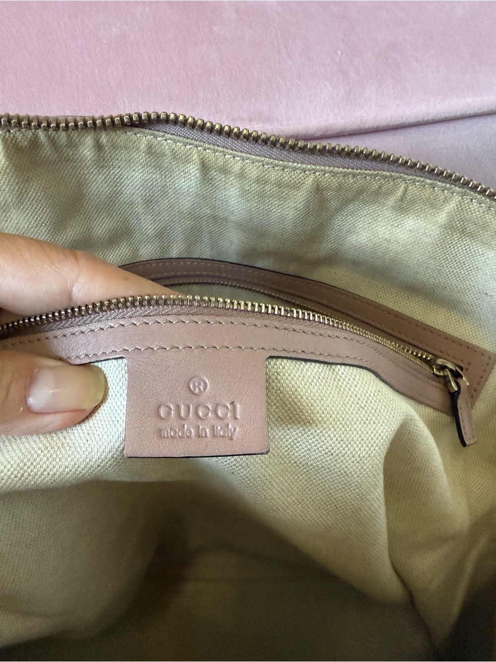 💯Auth GUCCI Guccisima BREE Shoulder Bag w Soft PINK Leather & Goldtone Hardware - Picture 14 of 16